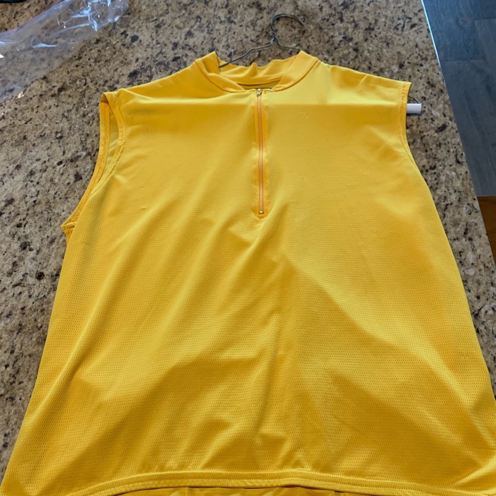 Nashbar sleeveless cycling jersey
